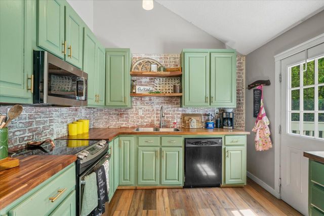 4046 Sydney Circle, Dalton, GA 30721