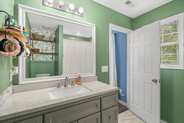 4046 Sydney Circle, Dalton, GA 30721