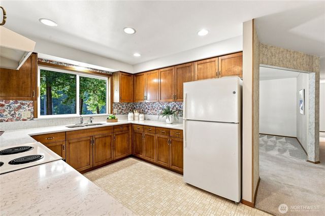 16406 Thorpe Road NE, Poulsbo, WA 98370