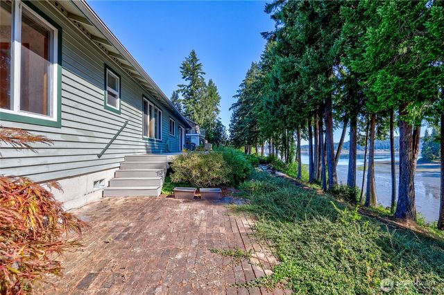 16406 Thorpe Road NE, Poulsbo, WA 98370