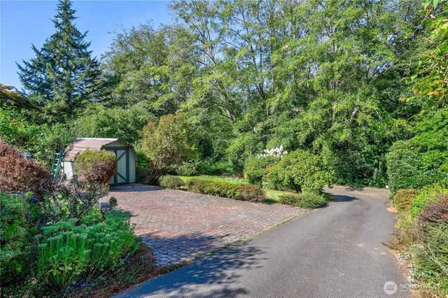 16406 Thorpe Road NE, Poulsbo, WA 98370