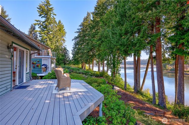 16406 Thorpe Road NE, Poulsbo, WA 98370