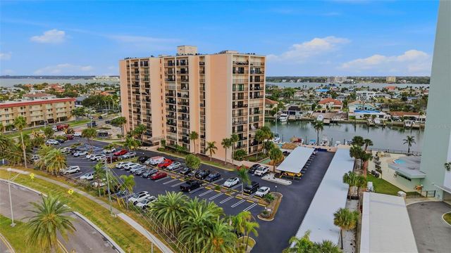 51 ISLAND WAY 311, Clearwater Beach, FL 33767