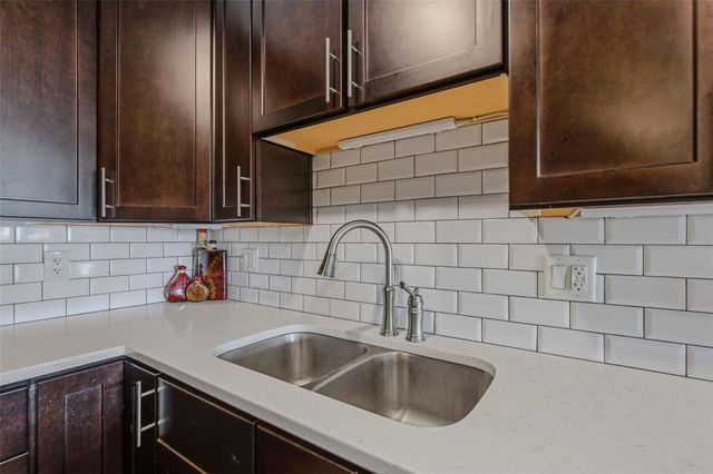 51 ISLAND WAY 311, Clearwater Beach, FL 33767