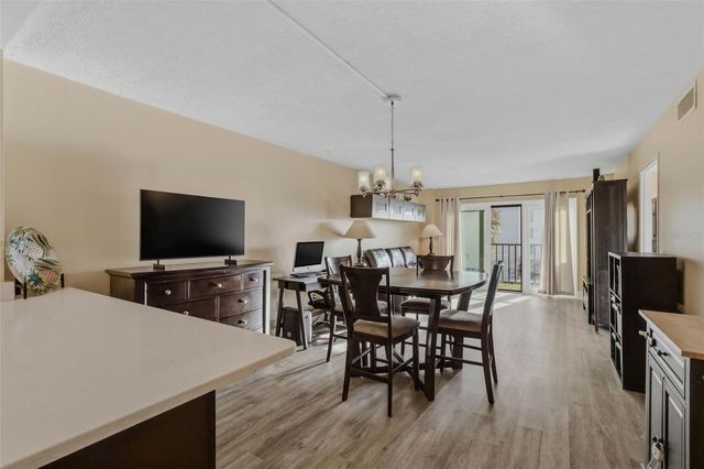 51 ISLAND WAY 311, Clearwater Beach, FL 33767