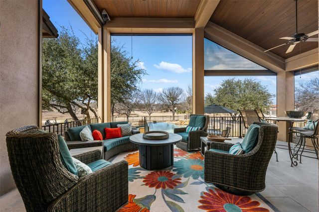 113 Blue Heron LN, Georgetown, TX 78628