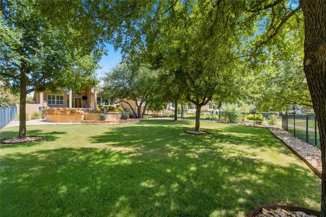 113 Blue Heron LN, Georgetown, TX 78628