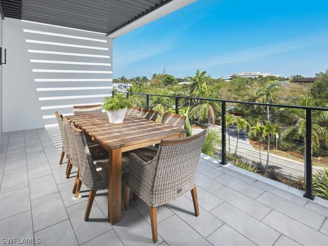 850 Central AVE 301, Other, FL 34102