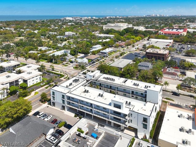 850 Central AVE 301, Other, FL 34102