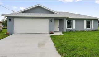 4023 NE 23rd PL, Cape Coral, FL 33909