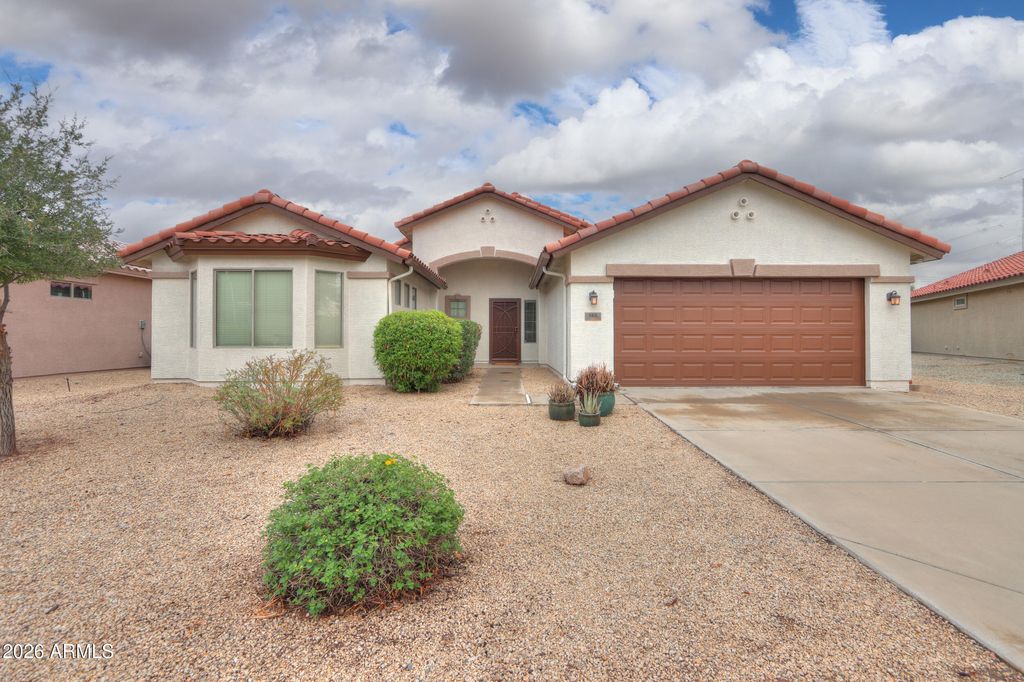 180 S AGUA FRIA Lane, Casa Grande, AZ 85194 — photo 2