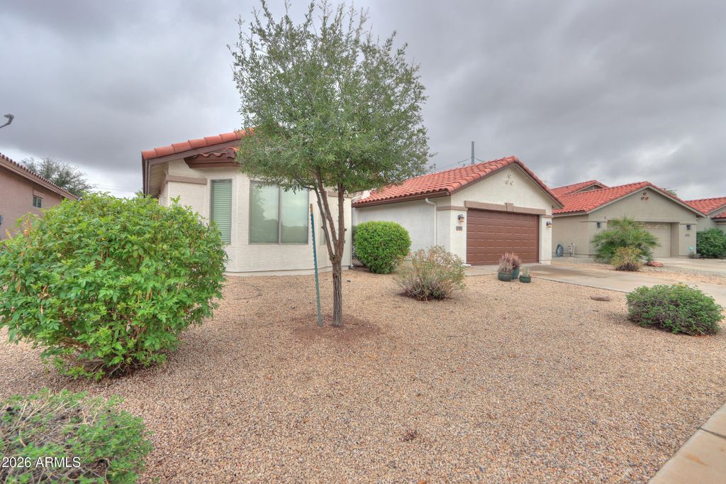 180 S AGUA FRIA Lane, Casa Grande, AZ 85194 — photo 4
