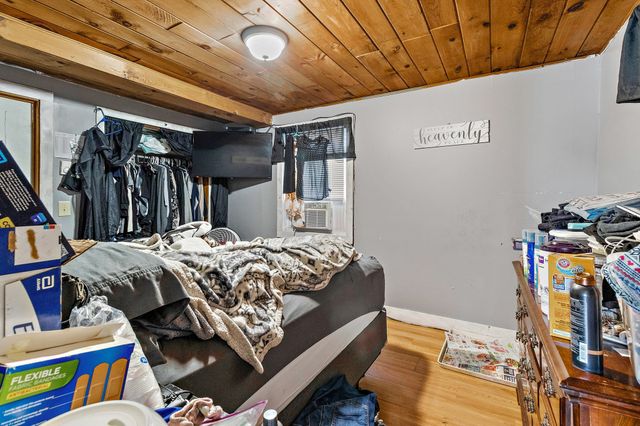 29 Newbury St, Worcester, MA 01609