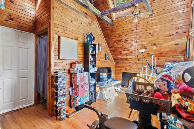 29 Newbury St, Worcester, MA 01609