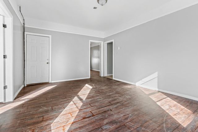 29 Newbury St, Worcester, MA 01609