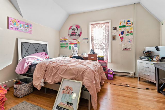 29 Newbury St, Worcester, MA 01609