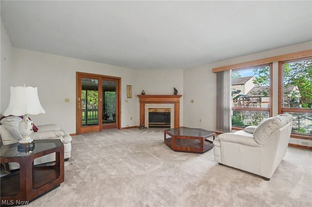 358 Tessa Place, Cortland, OH 44410