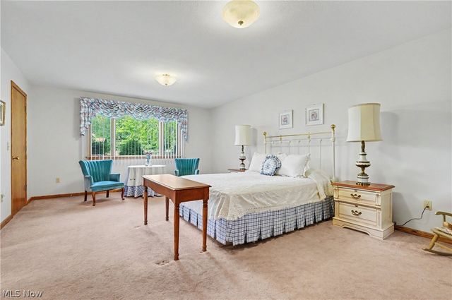 358 Tessa Place, Cortland, OH 44410