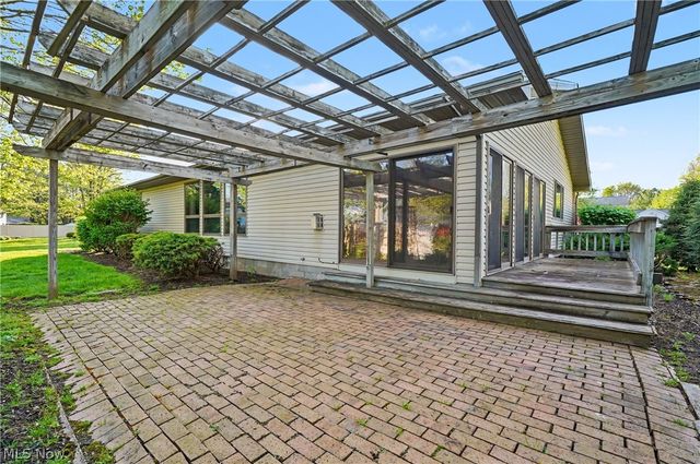 358 Tessa Place, Cortland, OH 44410