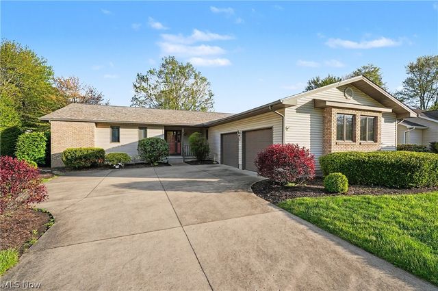358 Tessa Place, Cortland, OH 44410