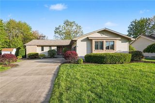 358 Tessa Place, Cortland, OH 44410