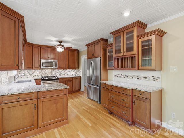245 Rainbow Circle, Clover, SC 29710