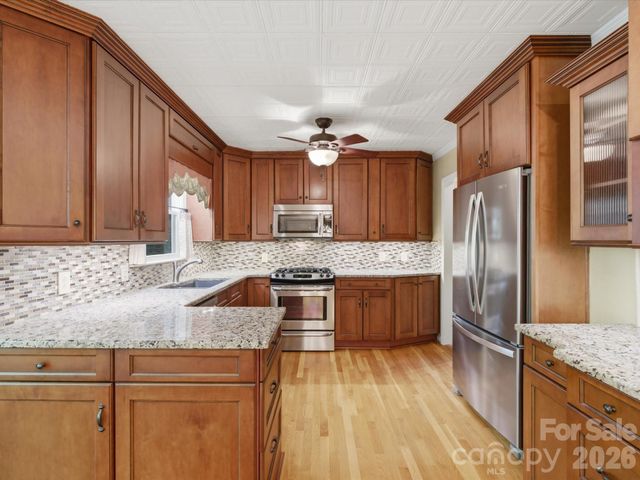 245 Rainbow Circle, Clover, SC 29710