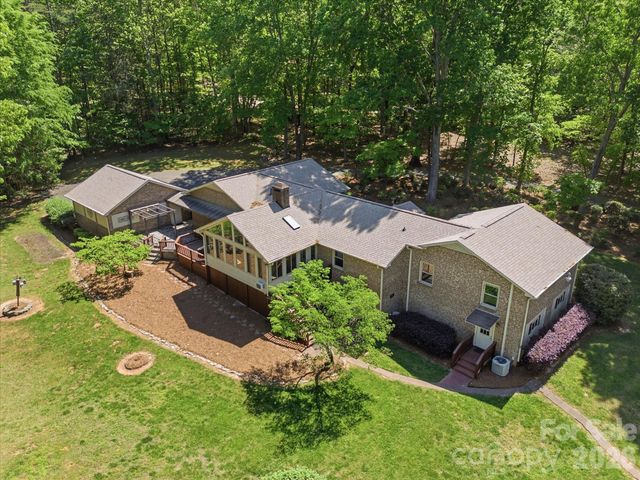 245 Rainbow Circle, Clover, SC 29710