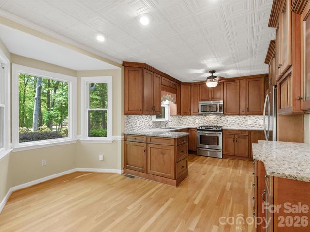 245 Rainbow Circle, Clover, SC 29710