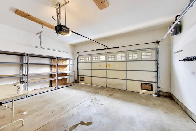 3821 N Milwaukee Avenue, Chicago, IL 60641