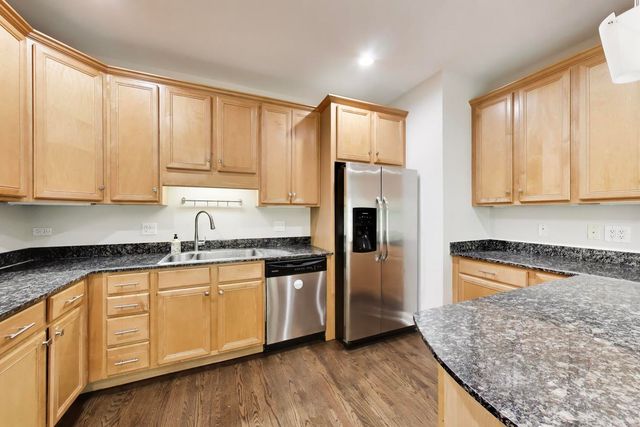 3821 N Milwaukee Avenue, Chicago, IL 60641