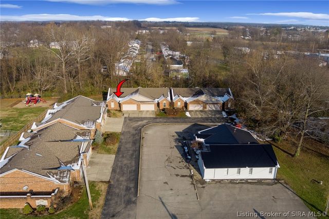 807 S Indiana Avenue 5, Sellersburg, IN 47172