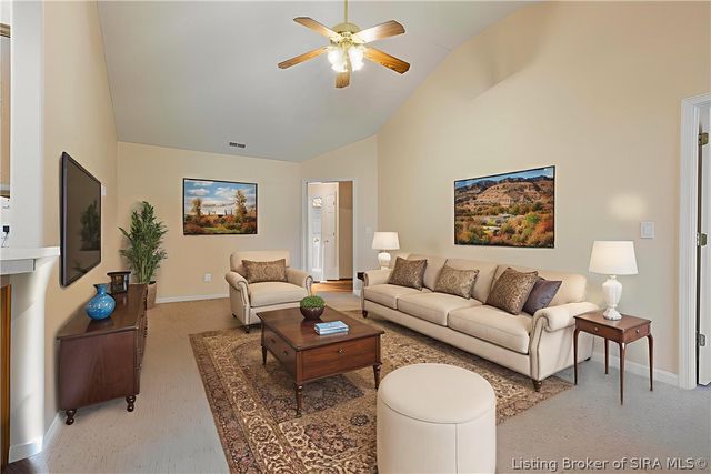 807 S Indiana Avenue 5, Sellersburg, IN 47172