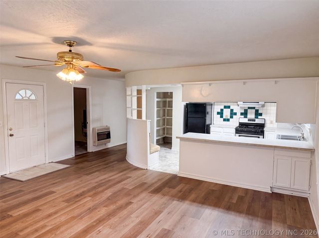 430225 E 1155 Road, Porum, OK 74455