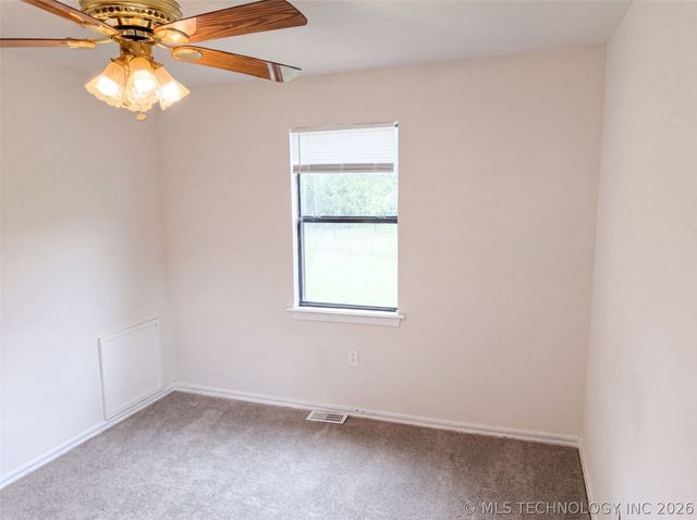 430225 E 1155 Road, Porum, OK 74455