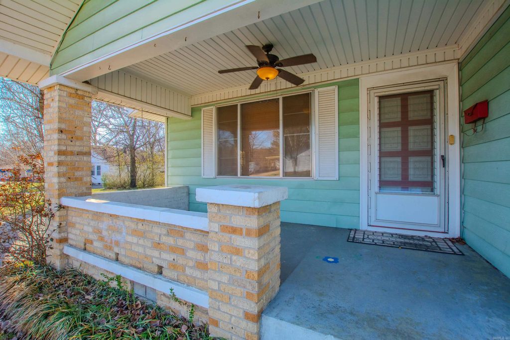 5023 Camp Robinson Road, North Little Rock, AR 72116