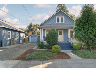1622 Se HARNEY St, Portland, OR 97202