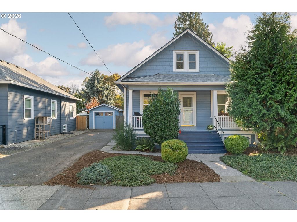 1622 Se HARNEY St, Portland, OR 97202