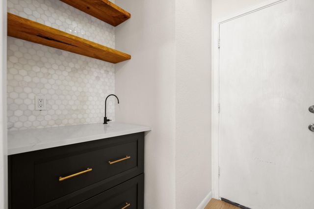 13421 Vizquel LOOP, Del Valle, TX 78617