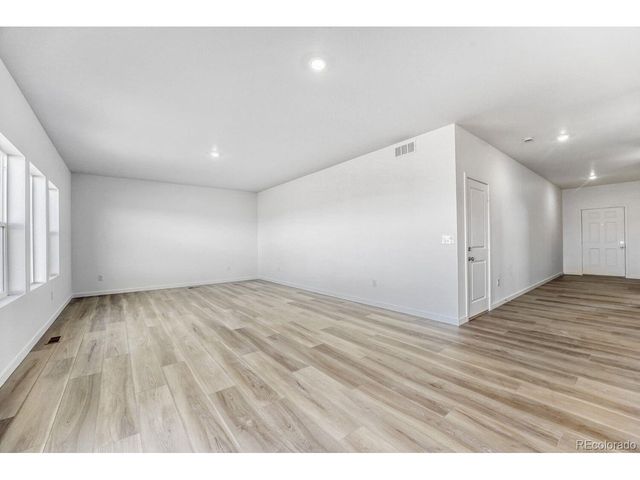 45867 Mill Ave, Bennett, CO 80102