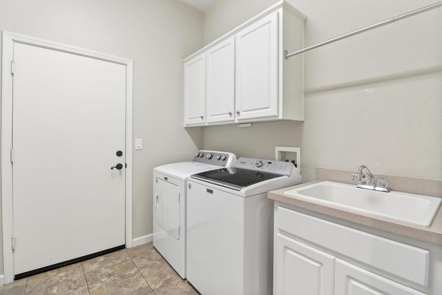 3550 Saddlepeak Ct, Rocklin, CA 95765