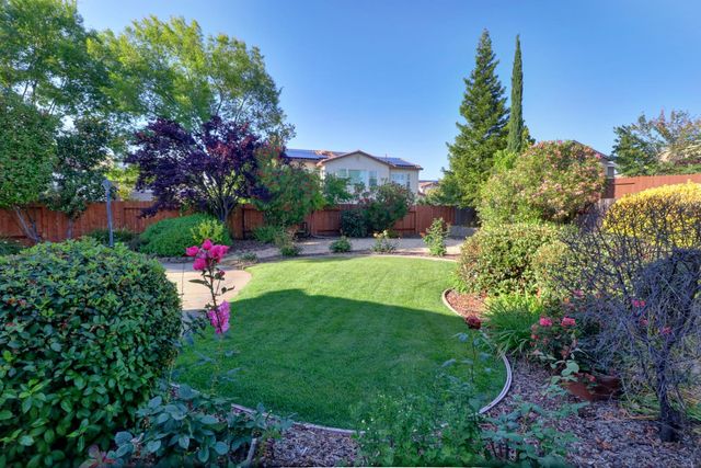 3550 Saddlepeak Ct, Rocklin, CA 95765