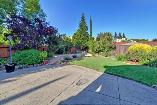 3550 Saddlepeak Ct, Rocklin, CA 95765