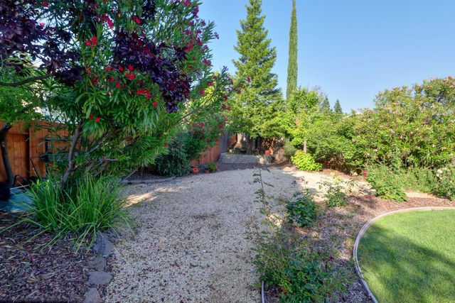 3550 Saddlepeak Ct, Rocklin, CA 95765