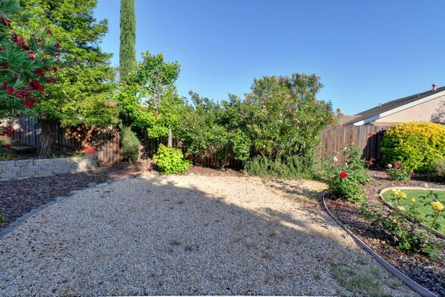 3550 Saddlepeak Ct, Rocklin, CA 95765