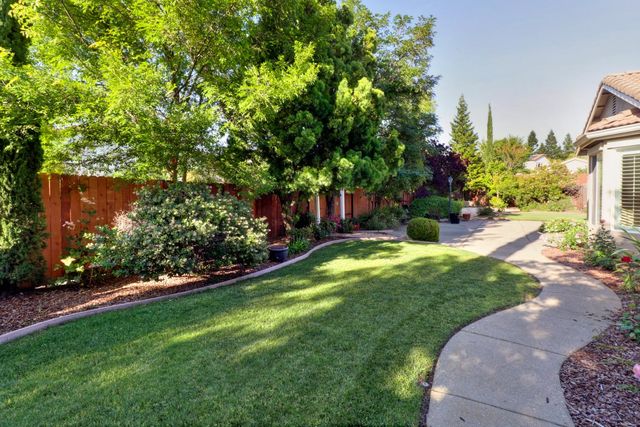3550 Saddlepeak Ct, Rocklin, CA 95765