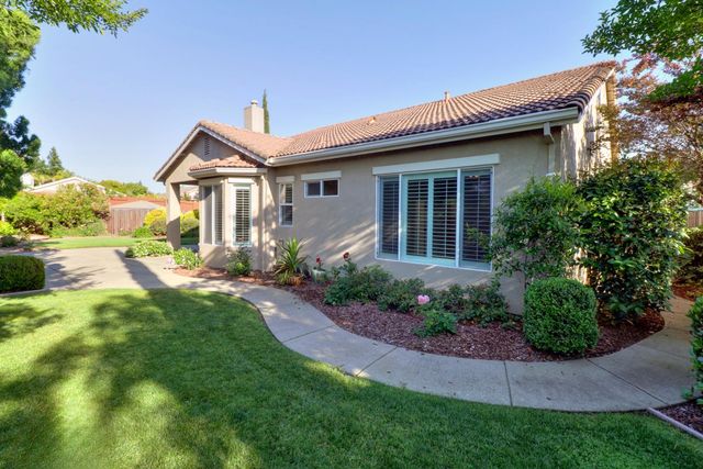 3550 Saddlepeak Ct, Rocklin, CA 95765