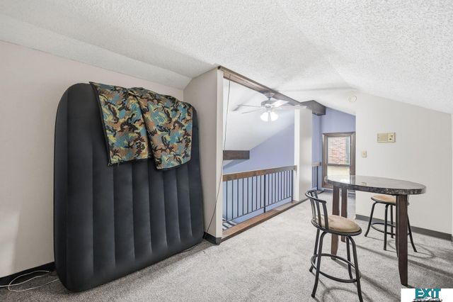 7010 Shamrock Road, Lincoln, NE 68506