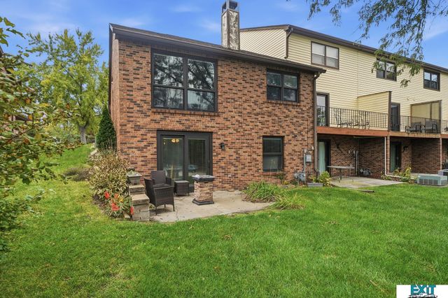 7010 Shamrock Road, Lincoln, NE 68506