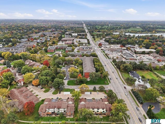 7010 Shamrock Road, Lincoln, NE 68506